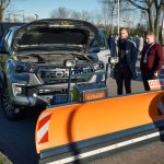 Pług odśnieżny przeznaczony do samochodów terenowych i innych o podobnych gabarytach